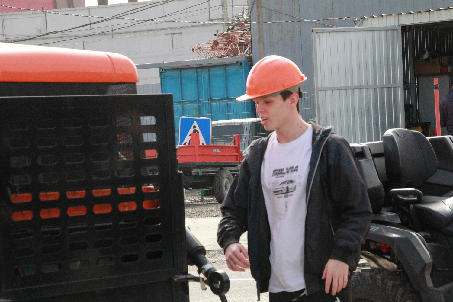 Учить безопасности на практике!